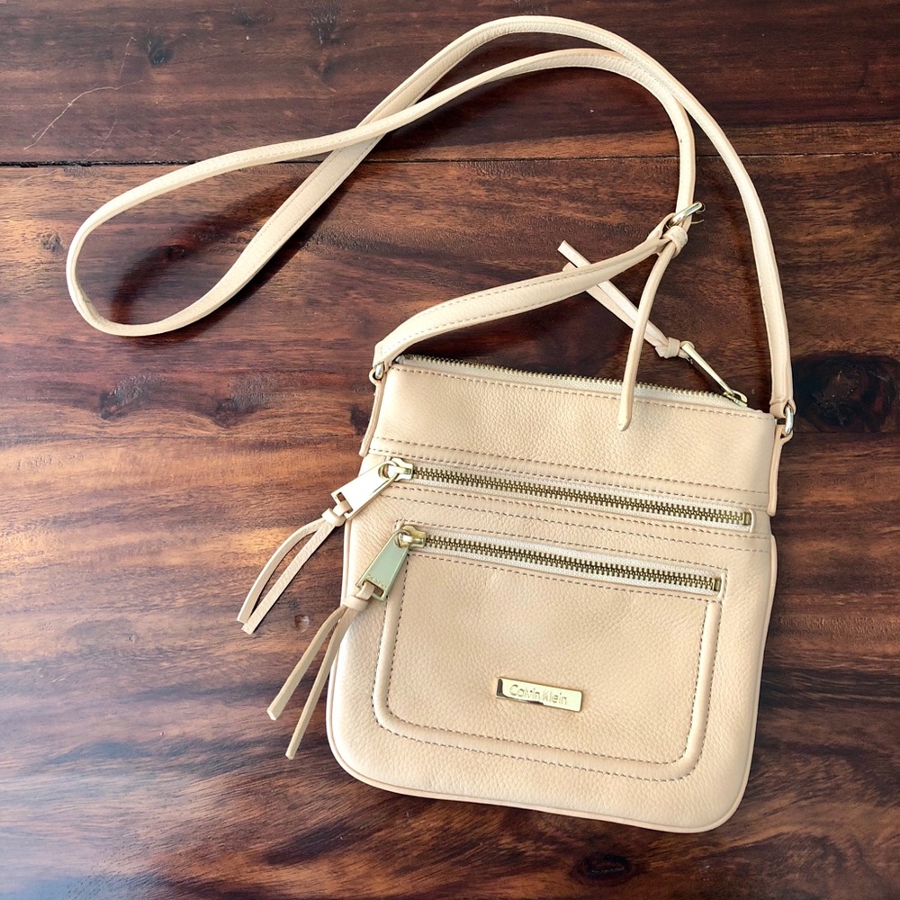 Calvin Klein crossbody purse